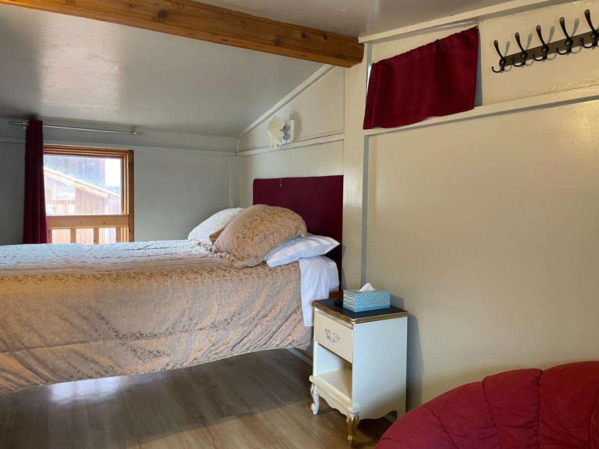 Luna Bed & Breakfast Grand Forks Exterior foto